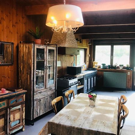 Le Samson Villa Nameche Eksteriør bilde