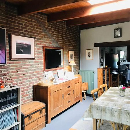 Le Samson Villa Nameche Eksteriør bilde