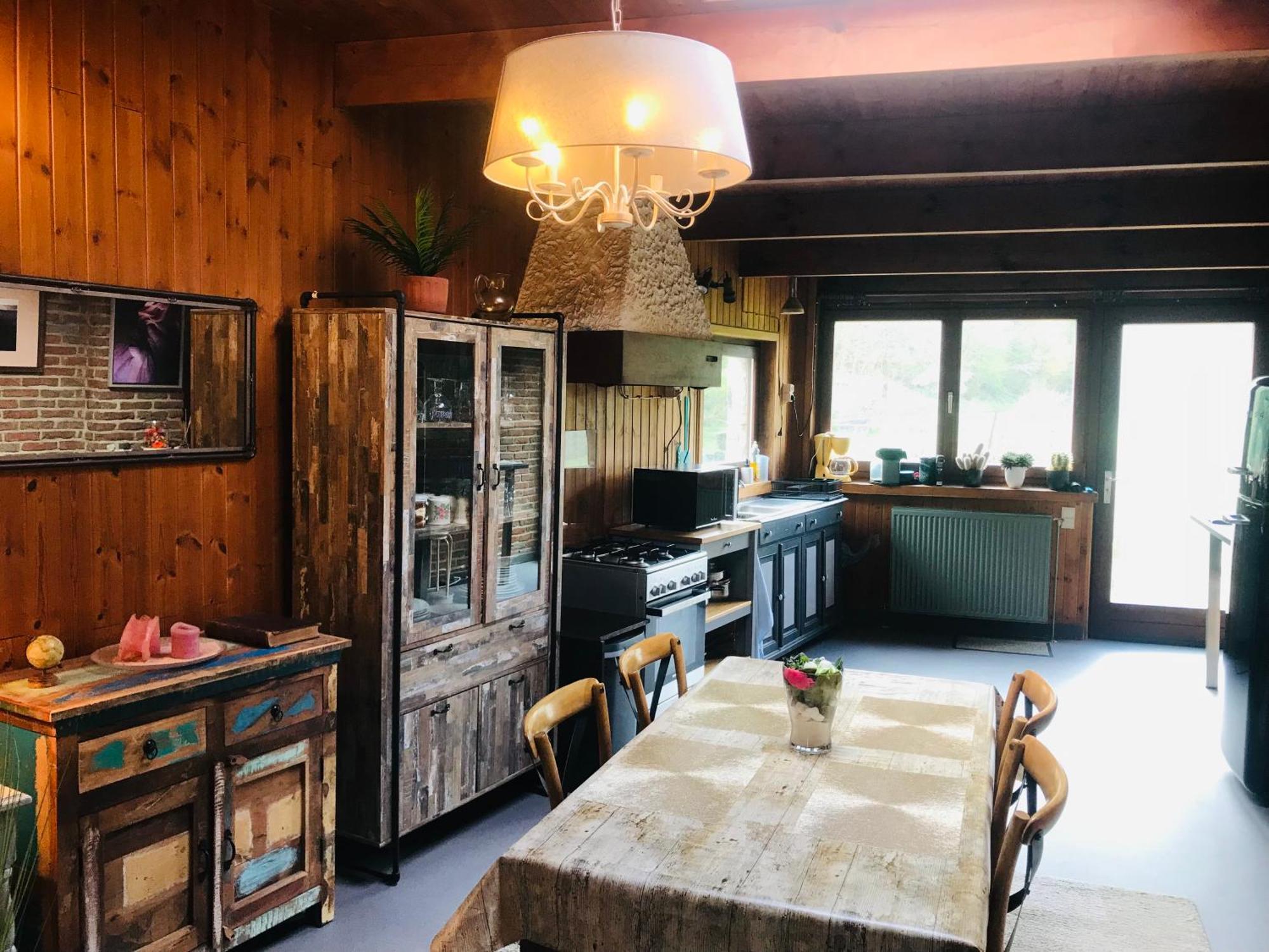 Le Samson Villa Nameche Eksteriør bilde